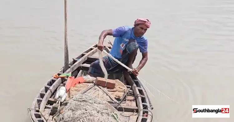 অবরোধ শেষেও ইলিশের দেখা নেই, দুশ্চিন্তায় জেলেরা